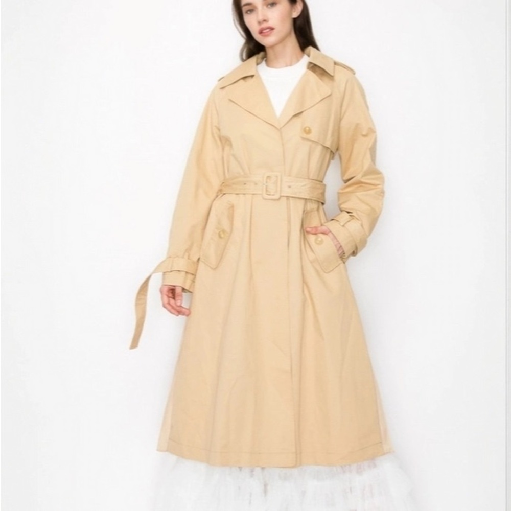 Pleated Trench Coat NWT Medium - Picture 3 of 3